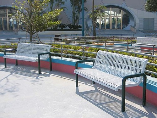 不锈钢公园长椅的尺寸和选材